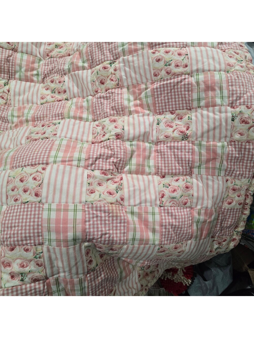 Celebrations California Pink Floral Patchwork Quilt with Matching Bumper